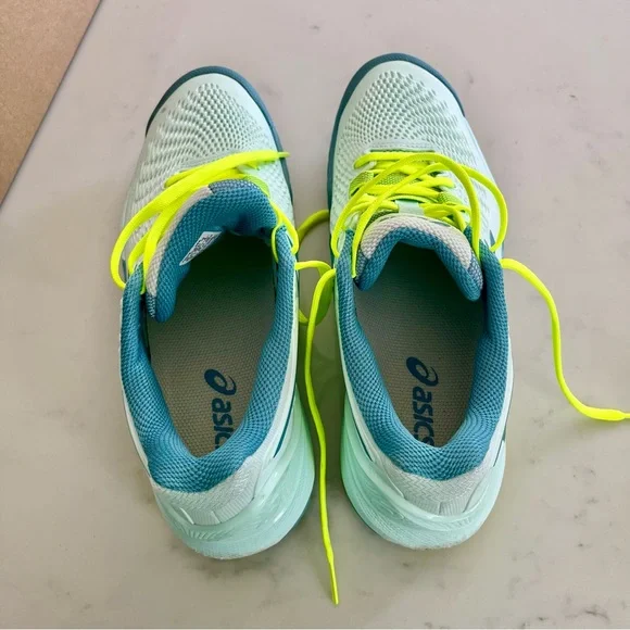 Asics Gel Resolution 9 Tennis Sneaker - Picture 6 of 7